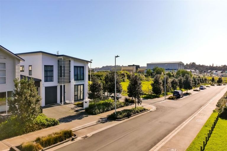 Photo of property in 94 Bomb Point Drive, Hobsonville, Auckland, 0616