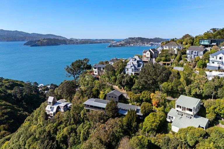 Photo of property in 85 Nicholson Road, Khandallah, Wellington, 6035