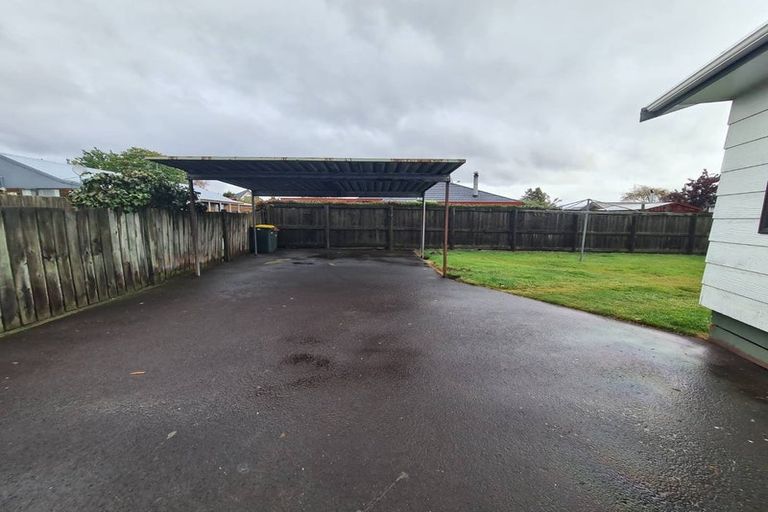 Photo of property in 31 Dickens Street, Owhata, Rotorua, 3010