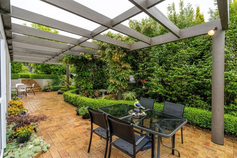 Photo of property in 3 Munro Place, Flagstaff, Hamilton, 3210