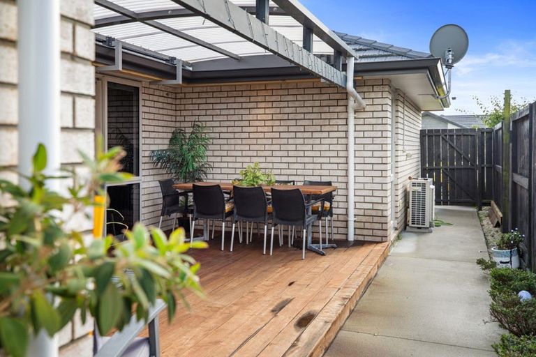 Photo of property in 21 Batty Street, Papamoa Beach, Papamoa, 3118