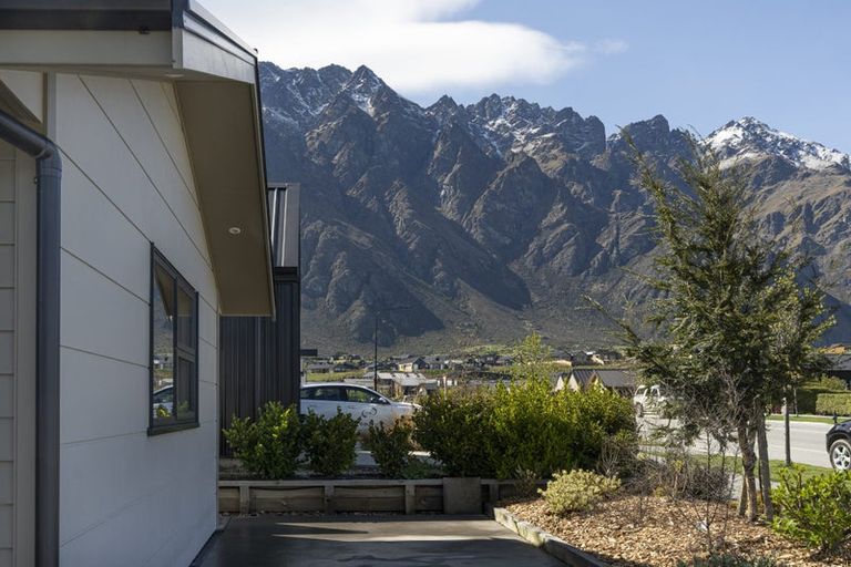Photo of property in 72 Jack Hanley Drive, Jacks Point, Queenstown, 9371