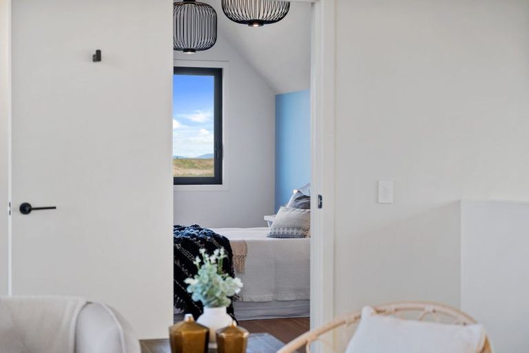 Photo of property in 150 Highland Drive, Acacia Bay, Taupo, 3385