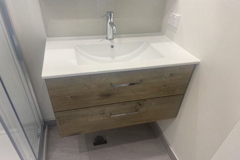 Photo of property in 9 Selo Street, Glen Eden, Auckland, 0602