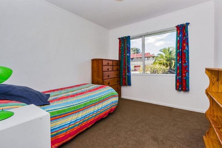 Photo of property in 5 Fairdale Avenue, Red Hill, Papakura, 2110