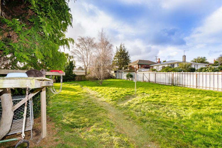 Photo of property in 2 Paterson Street, Abbotsford, Dunedin, 9018