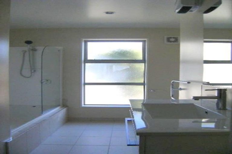 Photo of property in 12 Heywood Terrace, Richmond, Christchurch, 8013