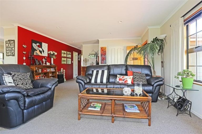 Photo of property in 42 Mission Road, Greenmeadows, Napier, 4112