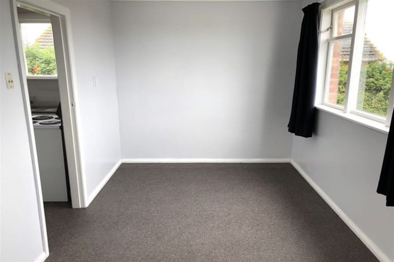 Photo of property in 180 Puriri Street, Castlecliff, Whanganui, 4501