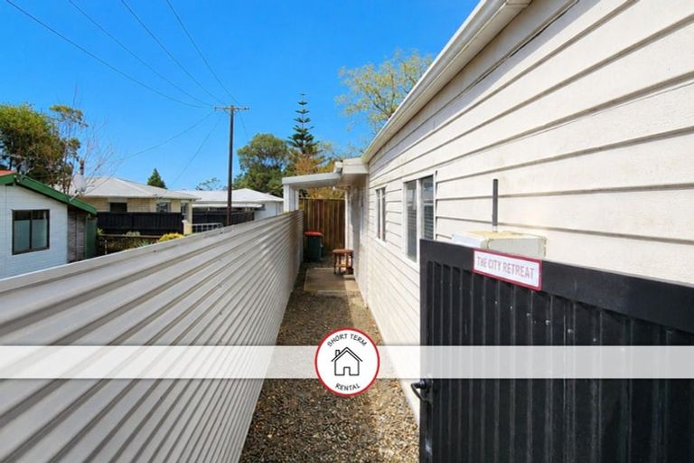 Photo of property in 98/98a Glenpark Avenue, Frankleigh Park, New Plymouth, 4310
