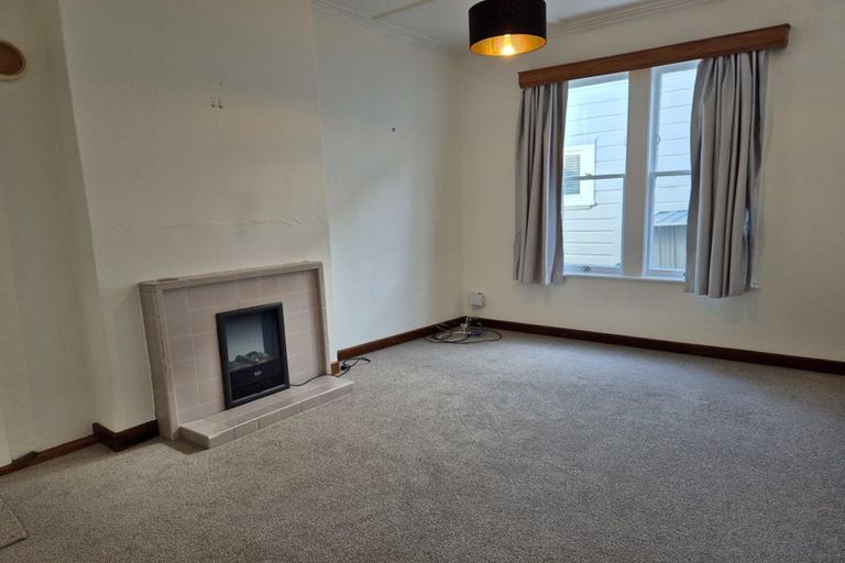 Photo of property in 7 Herald Terrace, Berhampore, Wellington, 6023