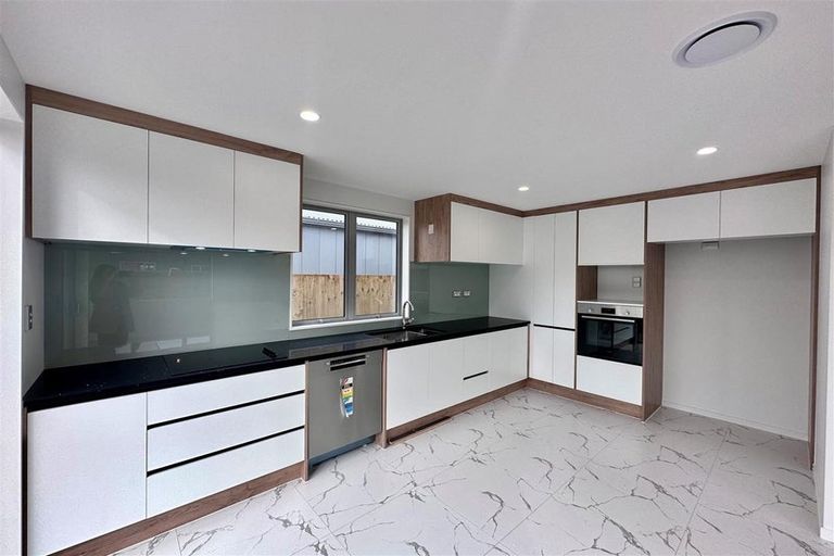 Photo of property in 10 Heihei Street, Papakura, 2110