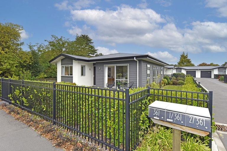 Photo of property in 361 Avonhead Road, Avonhead, Christchurch, 8042