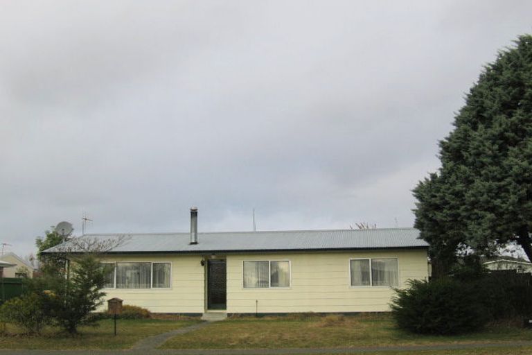 Photo of property in 45 Tait Drive, Greenmeadows, Napier, 4112