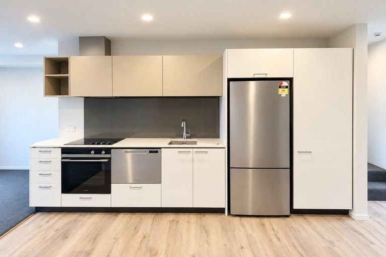 Photo of property in 2/45 Dickens Street, Addington, Christchurch, 8024