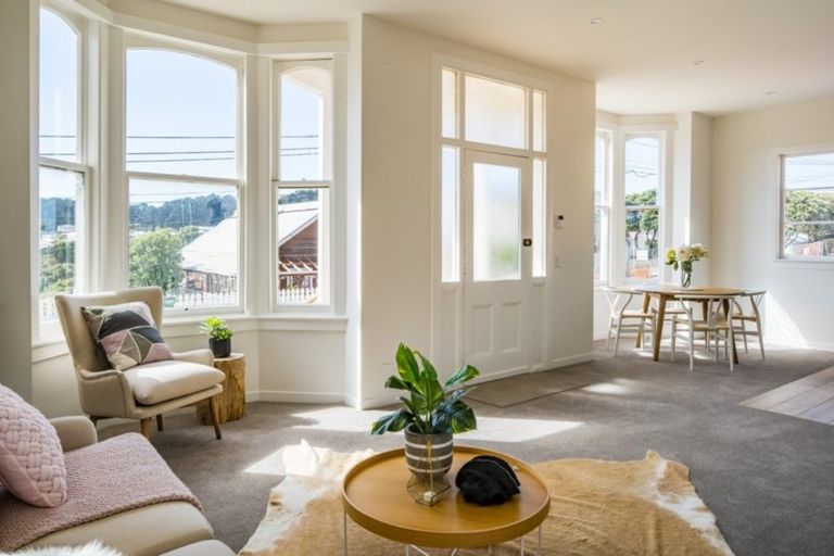 Photo of property in 10 Stanley Street, Dannevirke, 4930