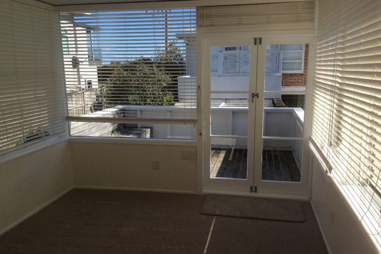 Photo of property in 35 Kitchener Road, Takapuna, Auckland, 0622