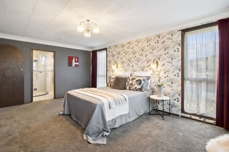 Photo of property in 40 Lynas Street, Outram, 9019