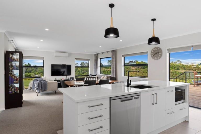 Photo of property in 183 Penetaka Heights, Pyes Pa, Tauranga, 3112