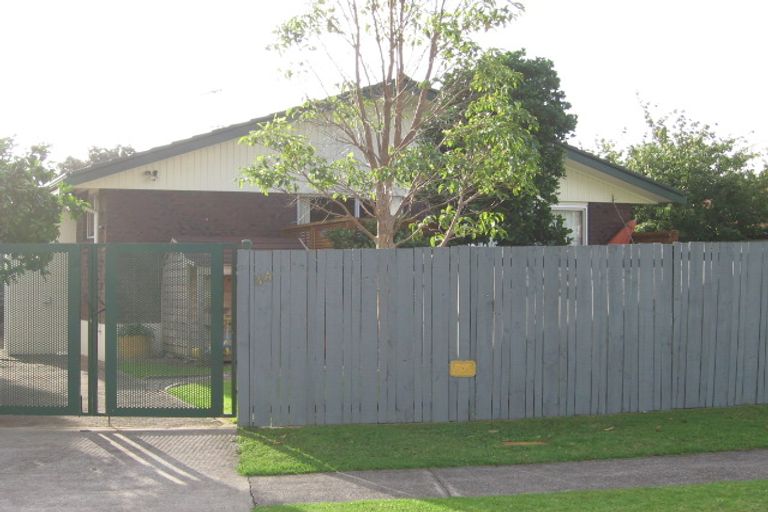 Photo of property in 2/4 Tina Place, Sunnyhills, Auckland, 2010