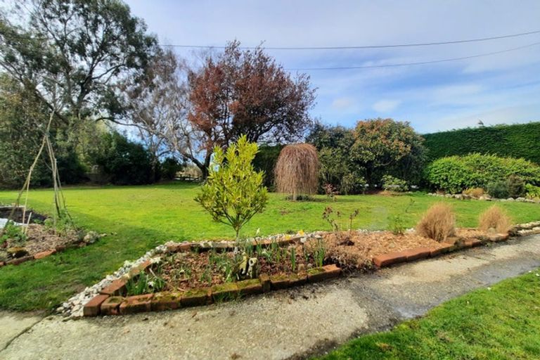 Photo of property in 260 Jacks Hill Road, Te Houka, Balclutha, 9273