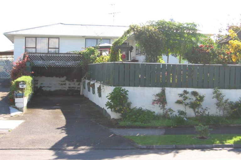 Photo of property in 13 Wheatley Avenue, Pakuranga, Auckland, 2010