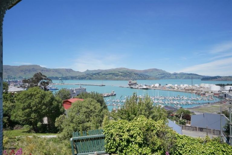 Photo of property in 16 Cunningham Terrace, Lyttelton, 8082