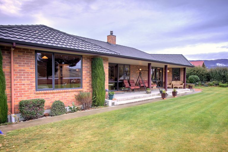 Photo of property in 2 Bell Avenue, Cromwell, 9310