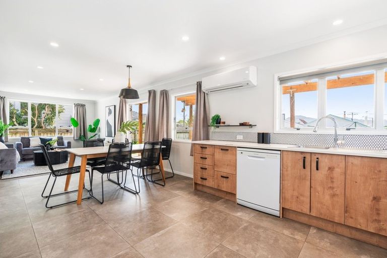 Photo of property in 5 Otaika Road, Woodhill, Whangarei, 0110