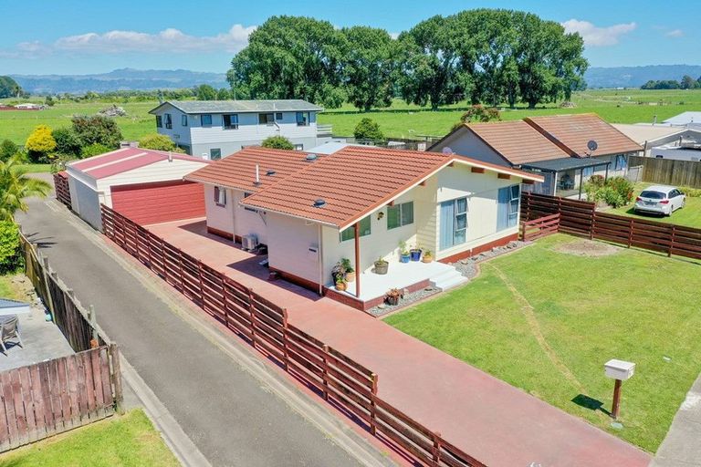 Photo of property in 20 Tawhara Place, Edgecumbe, 3120