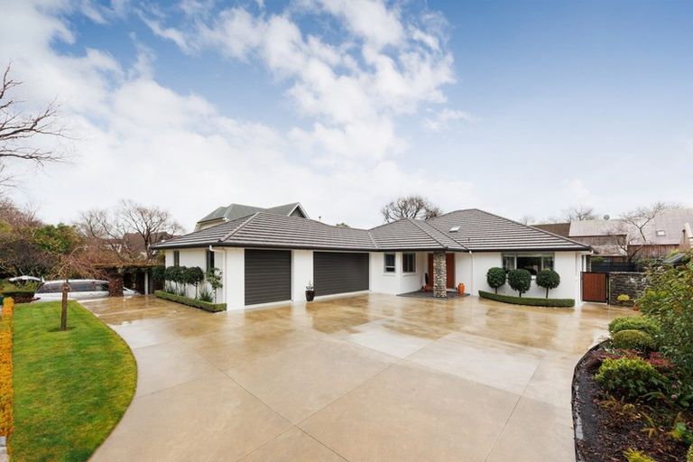 Photo of property in 33 Elmira Avenue, Hokowhitu, Palmerston North, 4410