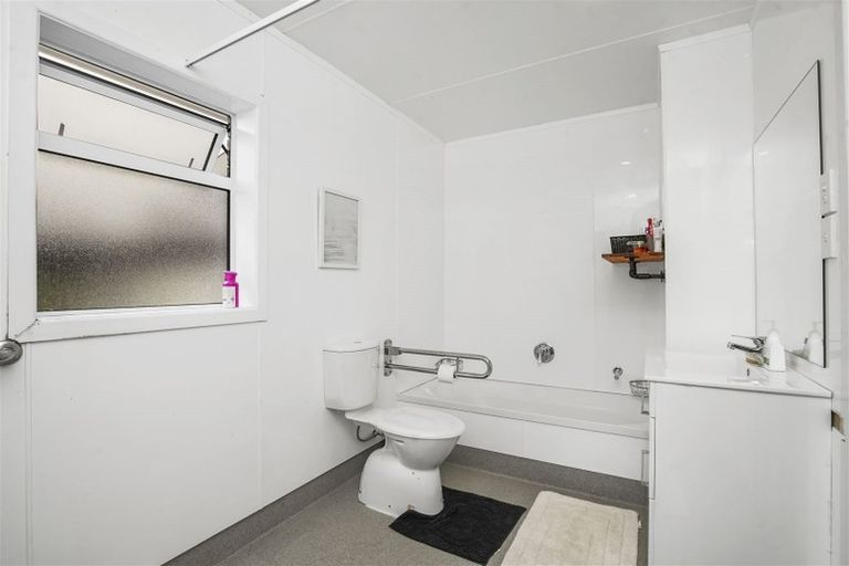 Photo of property in 27 Rossiter Place, Chartwell, Hamilton, 3210