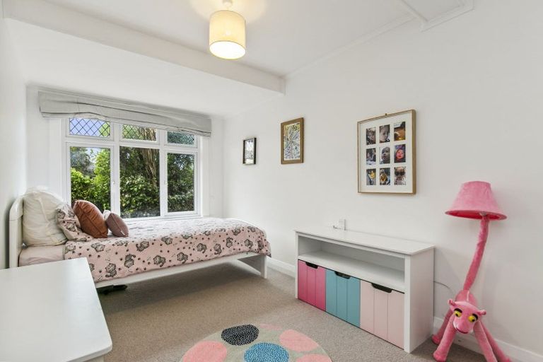 Photo of property in 30 Izard Road, Khandallah, Wellington, 6035