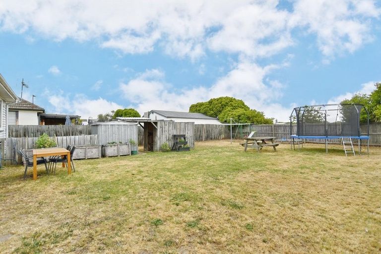 Photo of property in 87 Baynes Street, Burwood, Christchurch, 8083