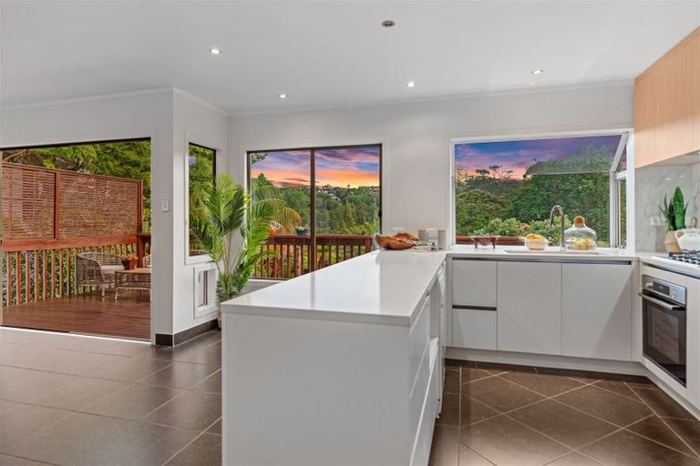 Photo of property in 13 Sandford Street, Campbells Bay, Auckland, 0630