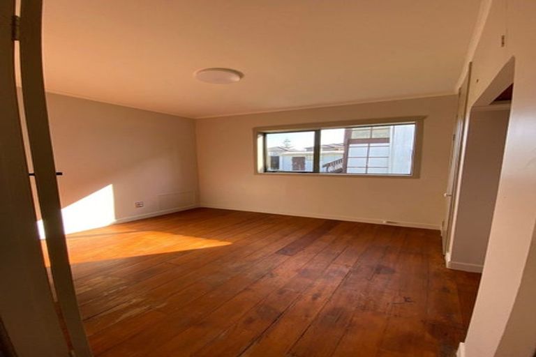 Photo of property in 9 Greers Road, Weymouth, Auckland, 2103