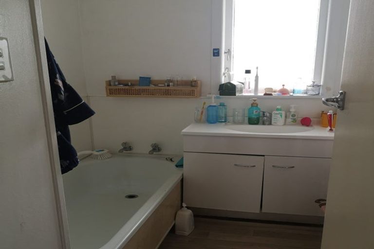 Photo of property in 158 Old Farm Road, Hamilton East, Hamilton, 3216