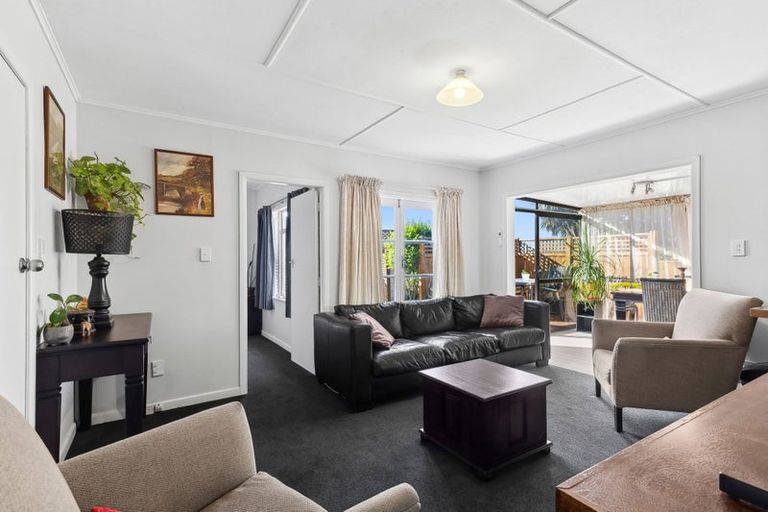 Photo of property in 28 Crescent Street, Richmond, 7020