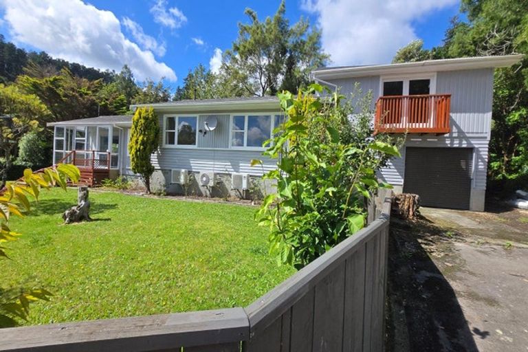 Photo of property in 470e Stokes Valley Road, Stokes Valley, Lower Hutt, 5019