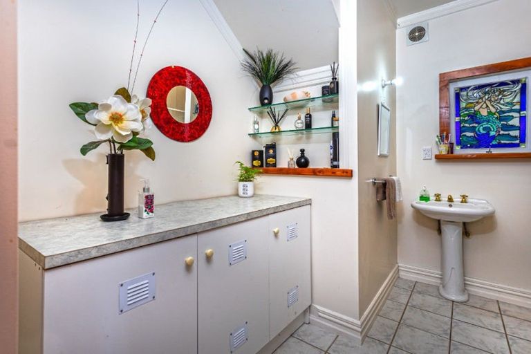 Photo of property in 3 Widdison Place, Whangamata, 3691