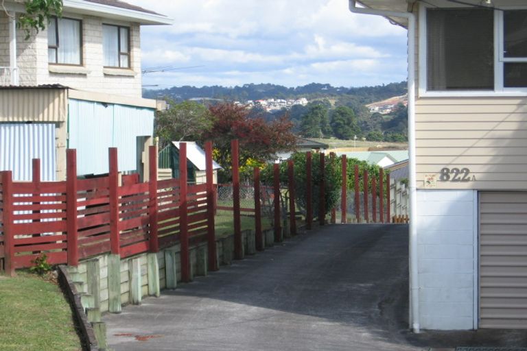 Photo of property in 1/822 East Coast Road, Oteha, Auckland, 0630