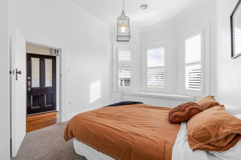 Photo of property in 17 Perrin Place, Kelvin Grove, Palmerston North, 4414