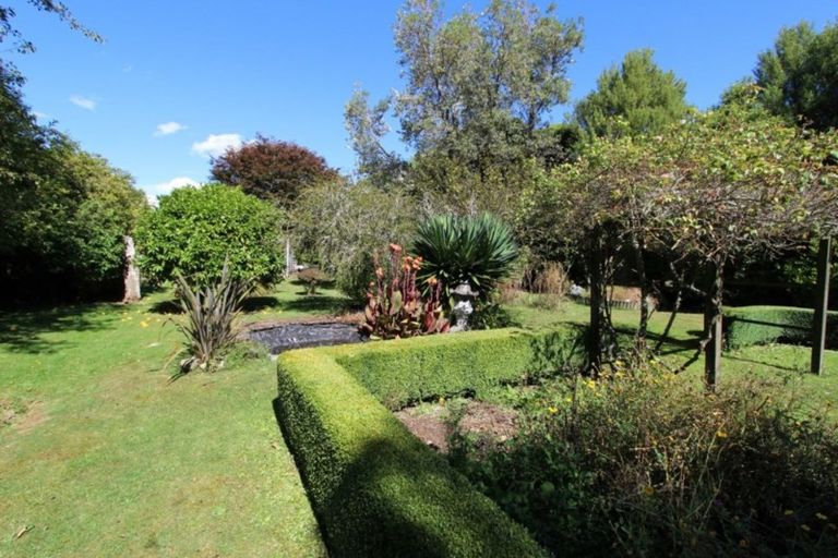 Photo of property in 9 Olsen Street, Eketahuna, 4900
