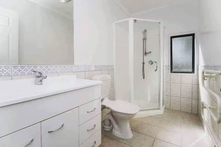 Photo of property in 15 Ali Place, Ranui, Auckland, 0612