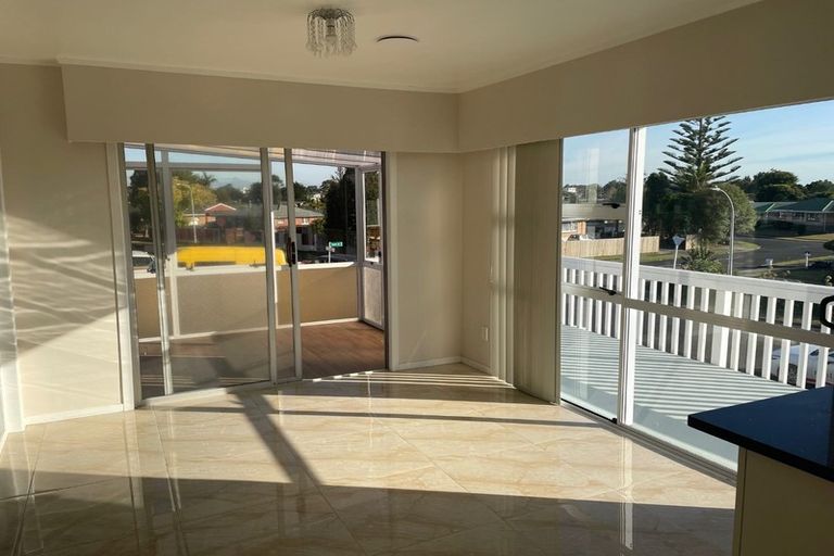 Photo of property in 27 Ramsey Street, Papatoetoe, Auckland, 2025