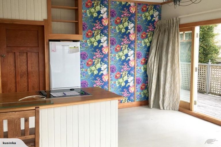 Photo of property in 17 Hornsey Road, Melrose, Wellington, 6023