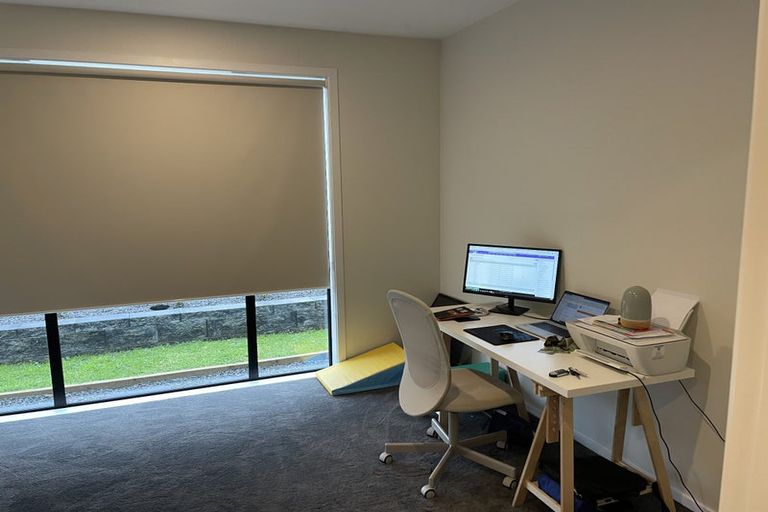 Photo of property in 1 Picnic Point Road, Hobsonville, Auckland, 0616