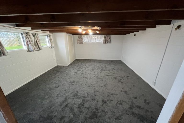 Photo of property in 752 East Coast Road, Pinehill, Auckland, 0630