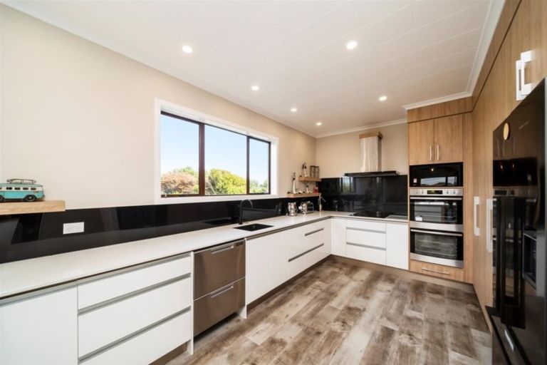 Photo of property in 56 Denby Road, Hawera, 4672