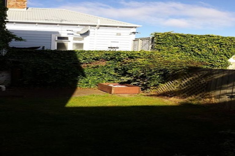 Photo of property in 10 Somerset Avenue, Newtown, Wellington, 6021